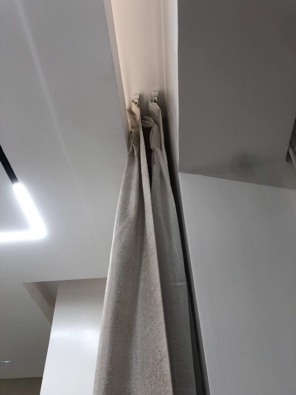 Ordinary Curtain Tracks